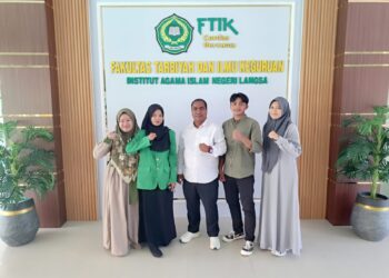 Mahasiswa FUAD Kunjungi Dekan FTIK