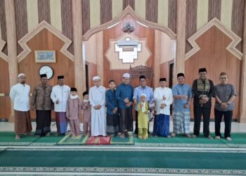 Sujud Di Masjid Az Zawiyah
