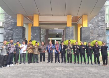 FTIK Sambut Asesor Lamdik