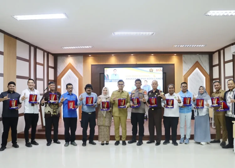 2.Foto Bersama